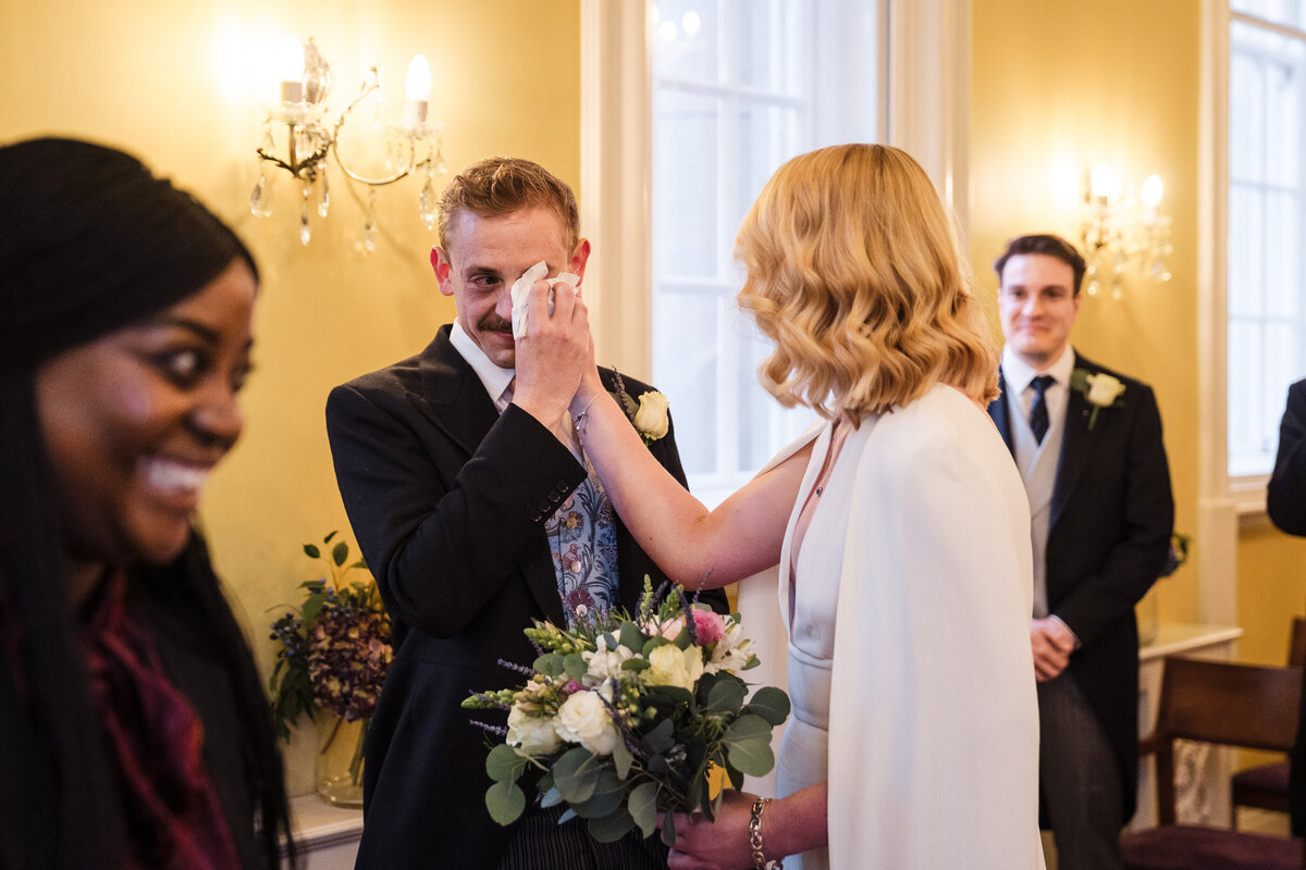 chelsea-old-town-hall-small-wedding-london-029