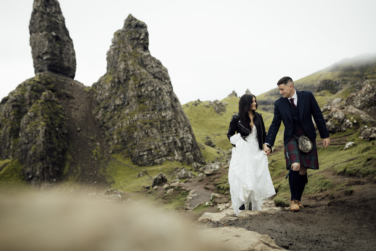 Liminal-Wonderland-Scottish-Skye-Wedding-Photographer031