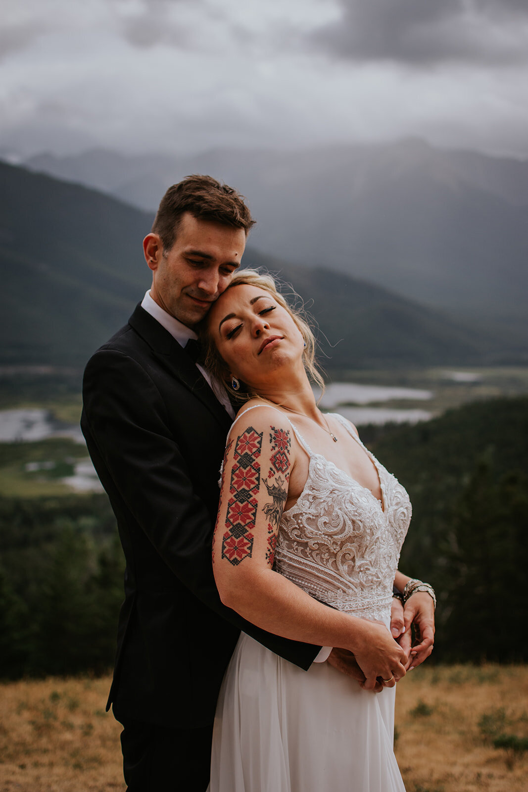 wedding portrait bride and groom