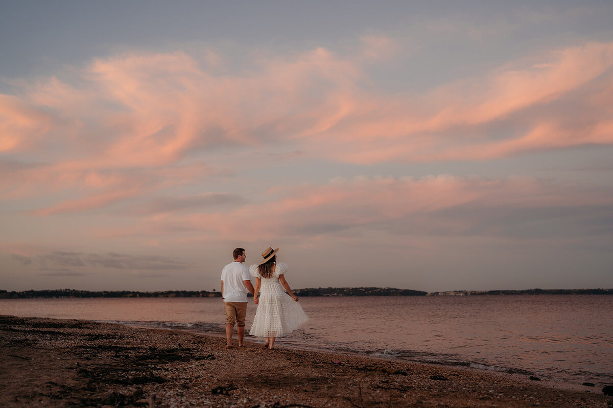 engagement shoot at golden hour in auckland new zealand