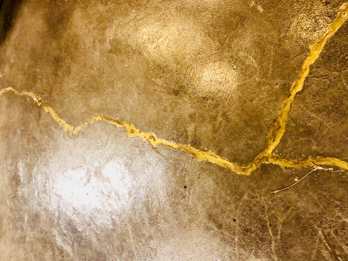 gold vein concrete