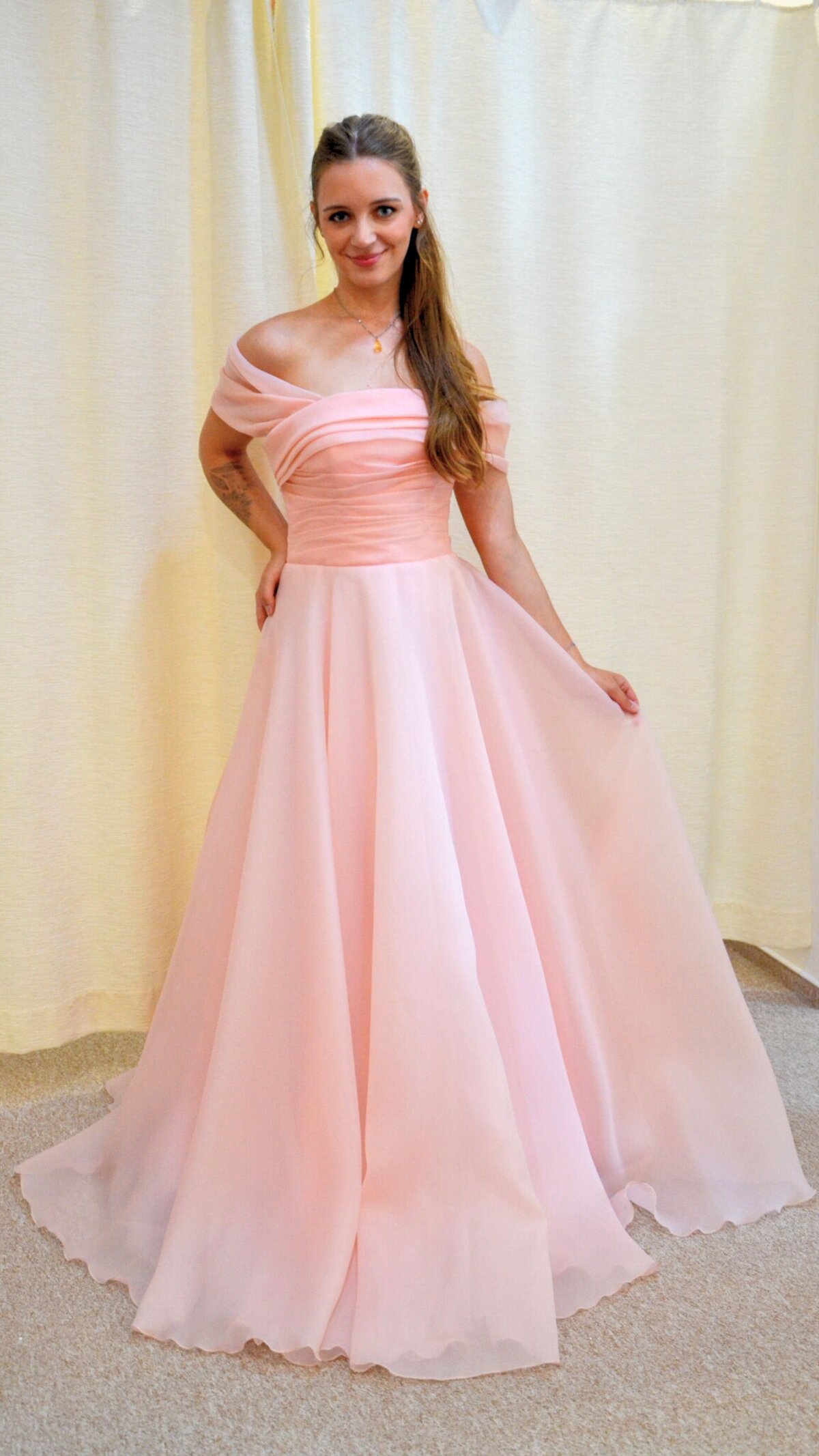 spolecenskesaty21.10.25.93