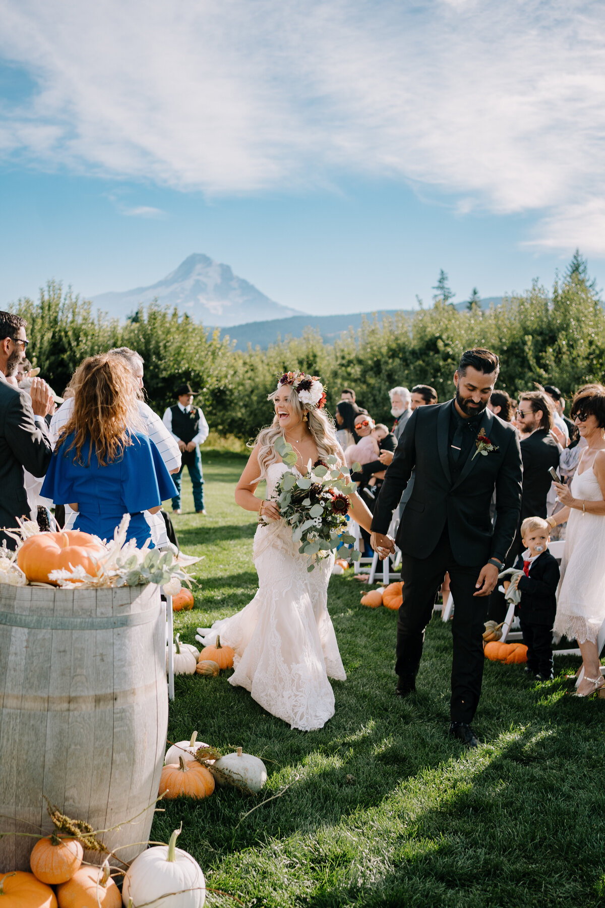 Mt View Orchards Hood River Wedding 91