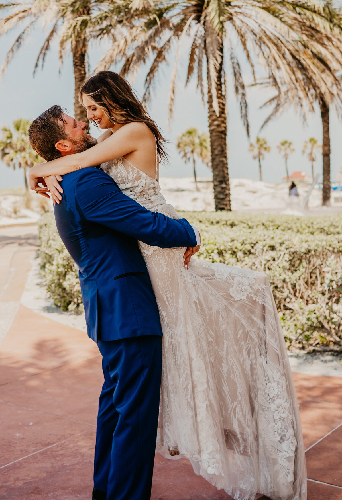 mariah-lacy-photo-hyatt-clearwater-beach-elopement-chantilly-chic-celebrations-17