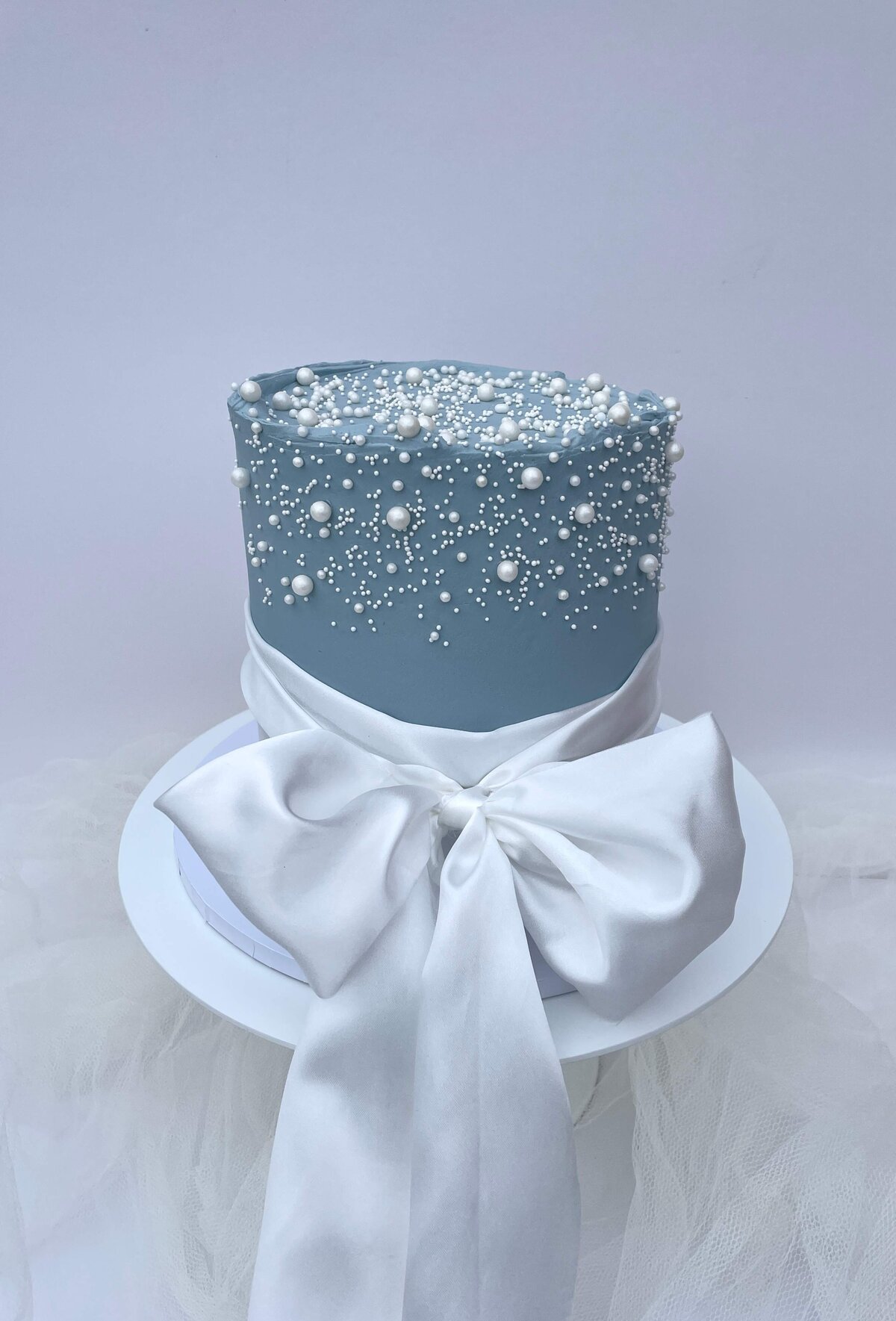 baby shower cake designer maker cambridgeshire gender reveal