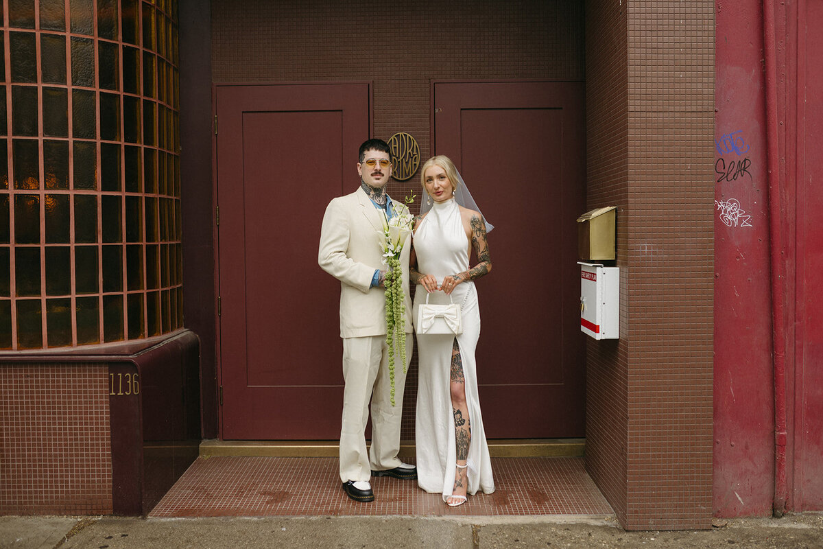 toronto-city-elopement-city-hall-edgy-nontradional-thedrake-rainy-day-cool-alternative-055