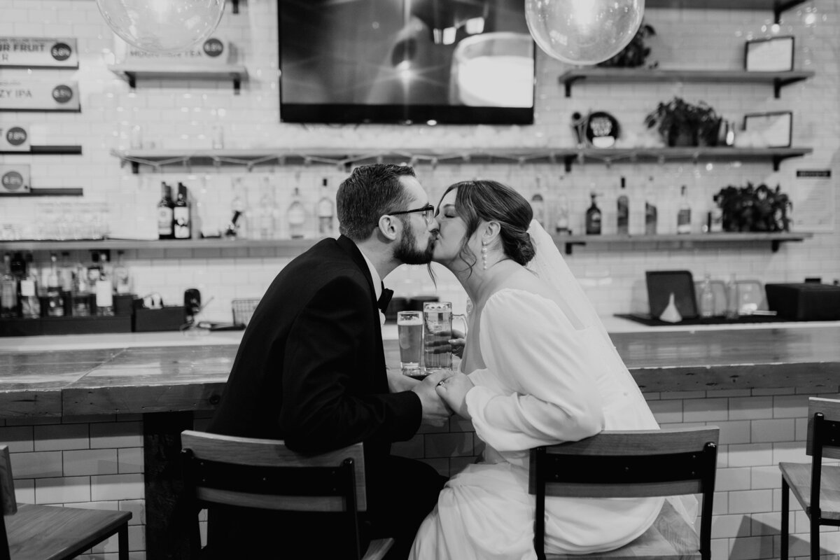 pittsburgh wedding photographer