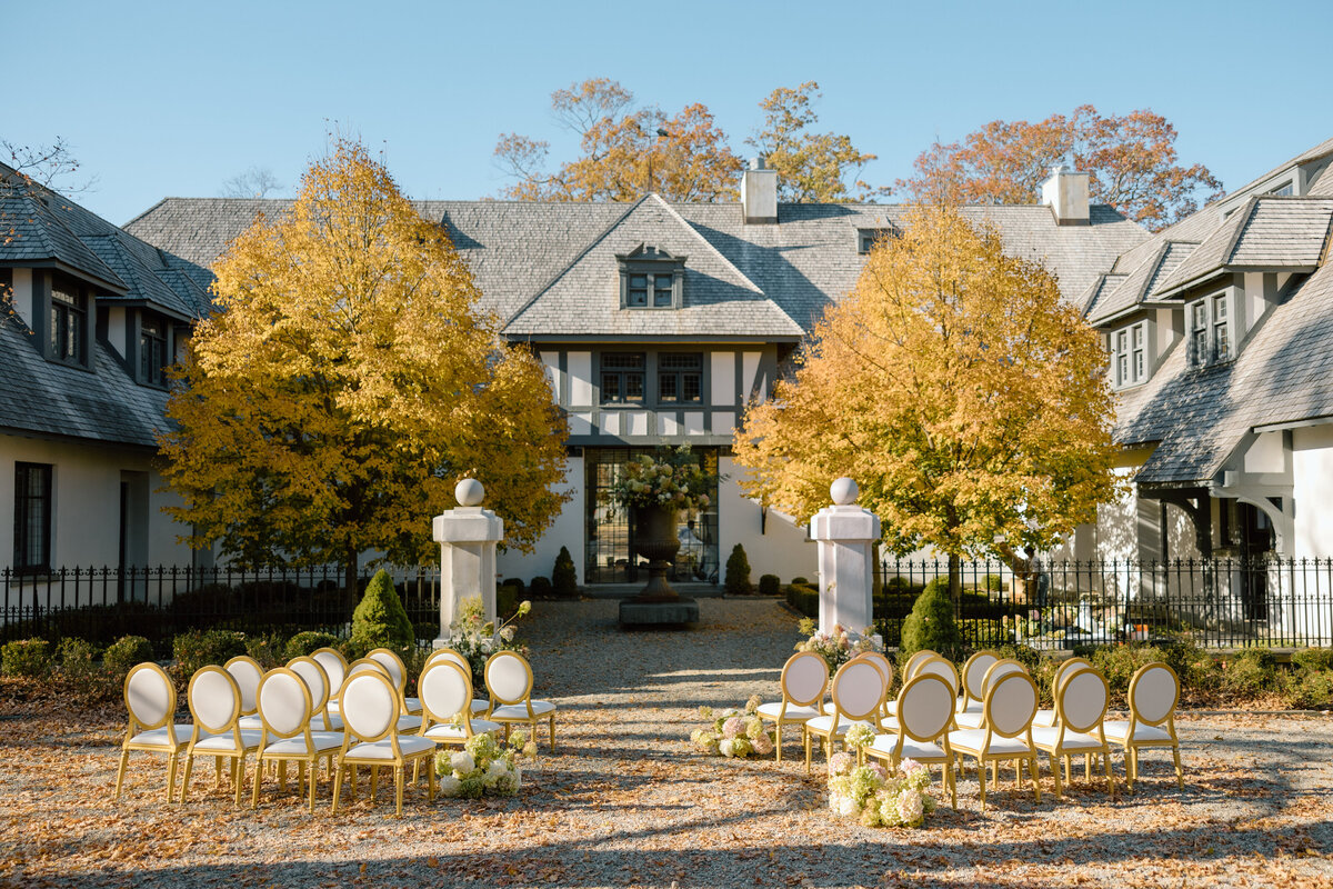 Tuxedo Park_ NY - Luxury Wedding Styled Shoot - Editorial Bridal 504