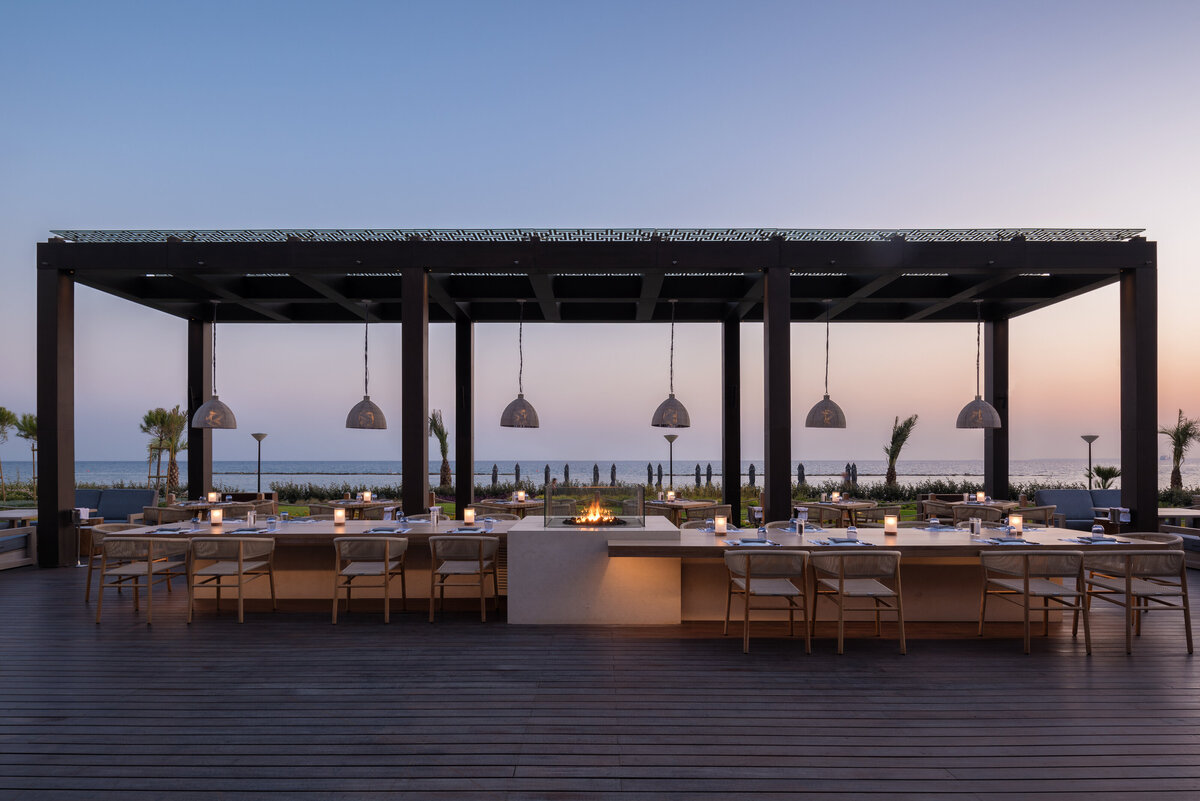 Waterstone - AMARA Hotel - Limassol - Luxury Boutique Hotel - Armyra Restaurant at Sunset - Angle 3