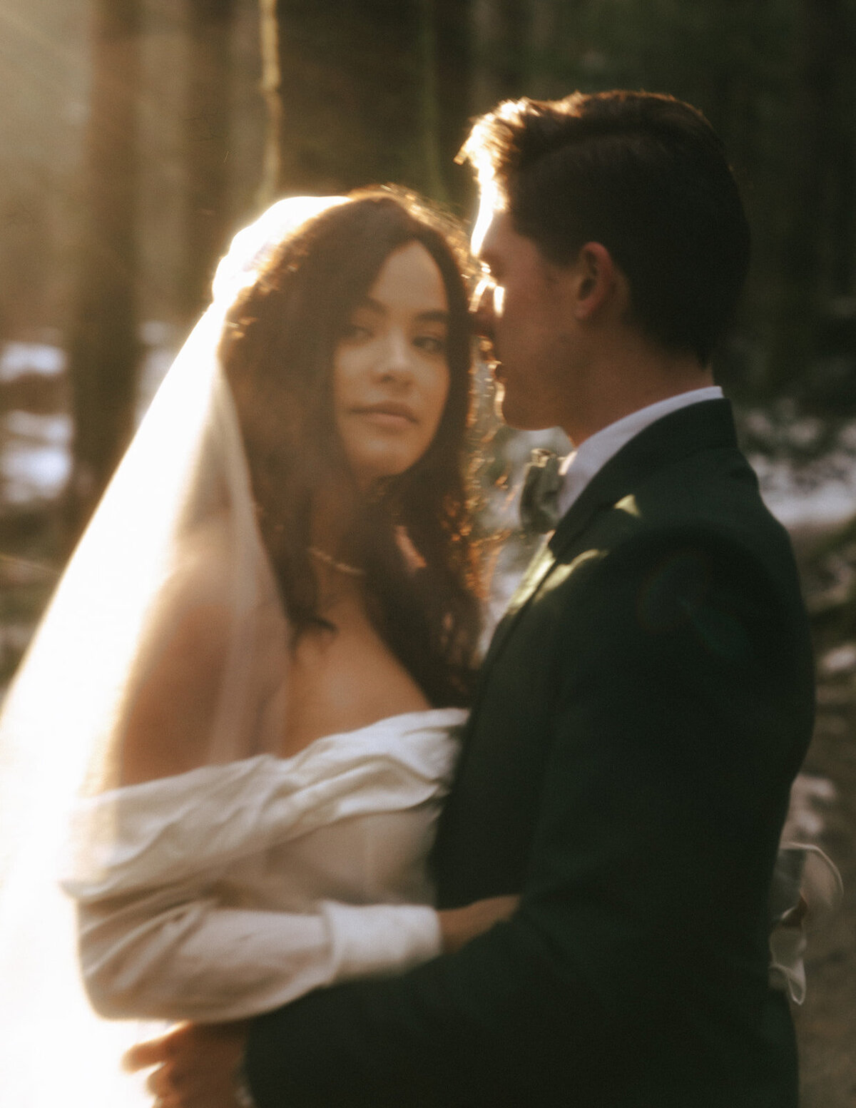 bc-vancouver-island-elopement-photographer-taylor-dawning-photography-forest-winter-boho-vintage-elopement-photos-38