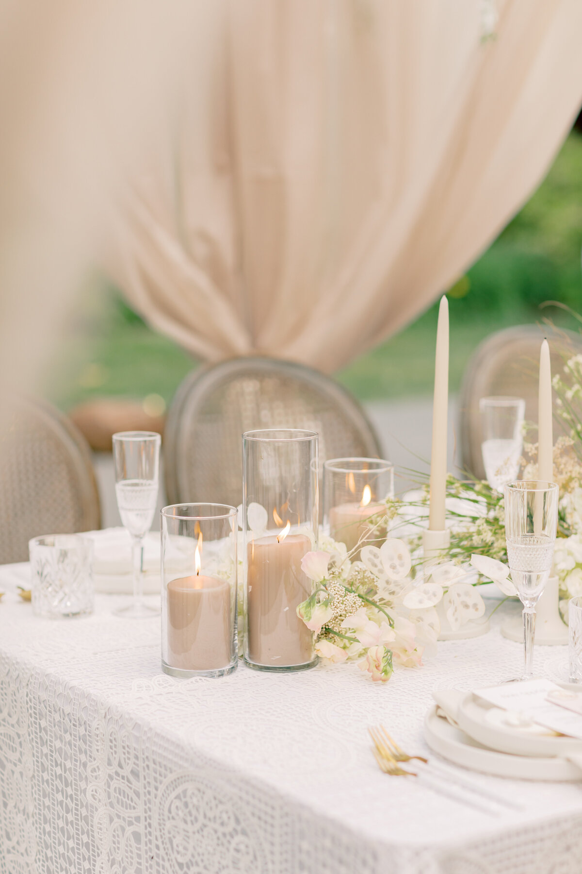 luxury wedding tablescape by mae and co creative at the griffin house