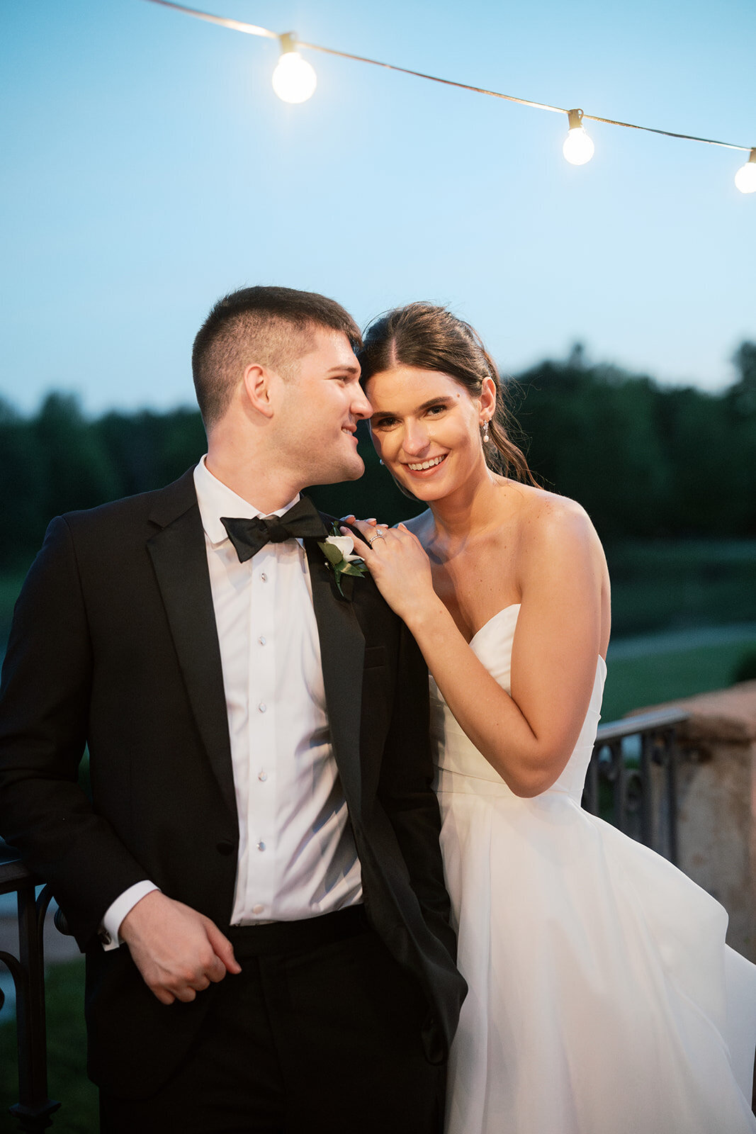 Club-at-Corazon-Wedding-ColumbusOhio-JNBroski-OliviaCasey032