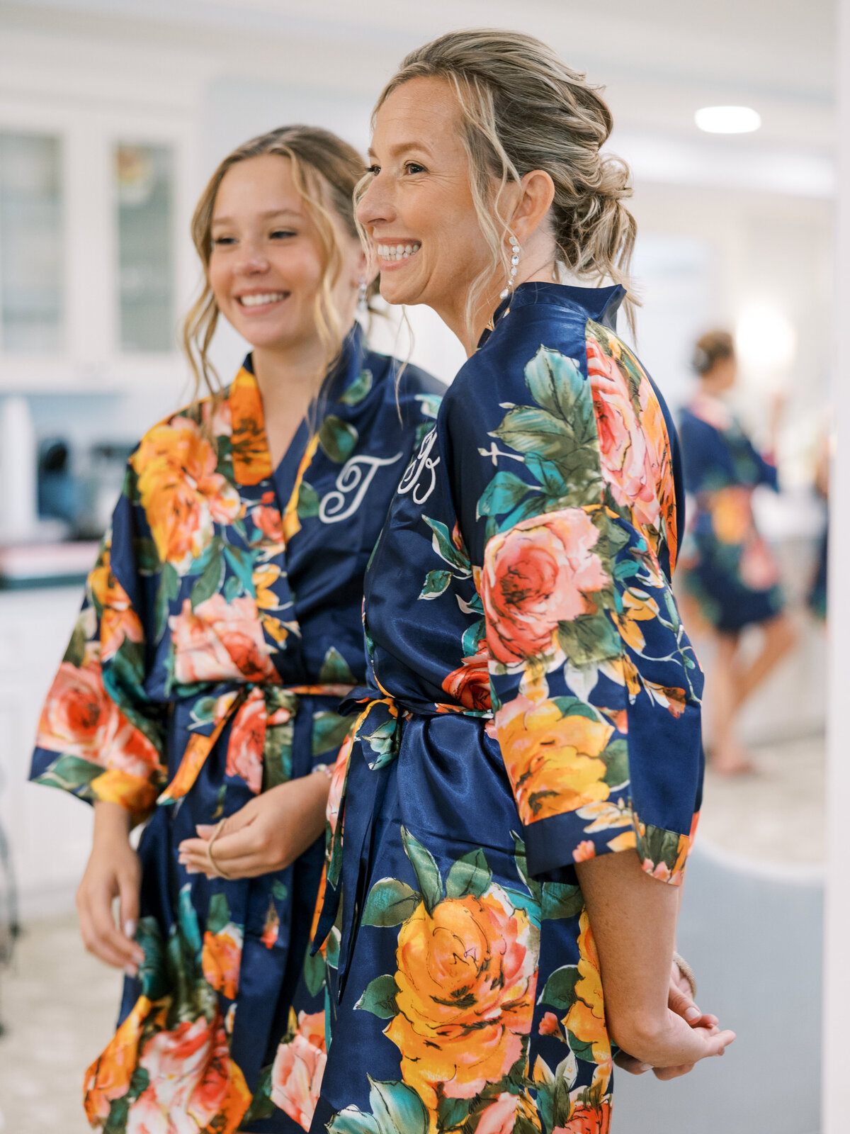 Anne-Troxel-Pittsburgh-Wedding-Photography-Pittsburgh-Field-Club-LGBTQ-Floral-timeless-photos-14