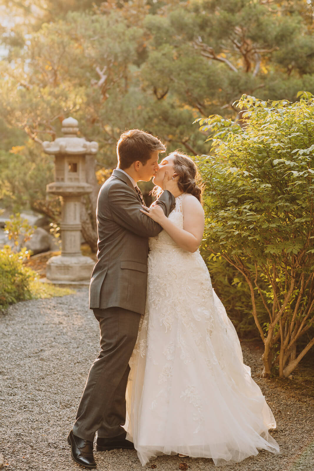 CWU-Japanese-Gardens-Wedding-Teresa-Bicchieri-Photo-3
