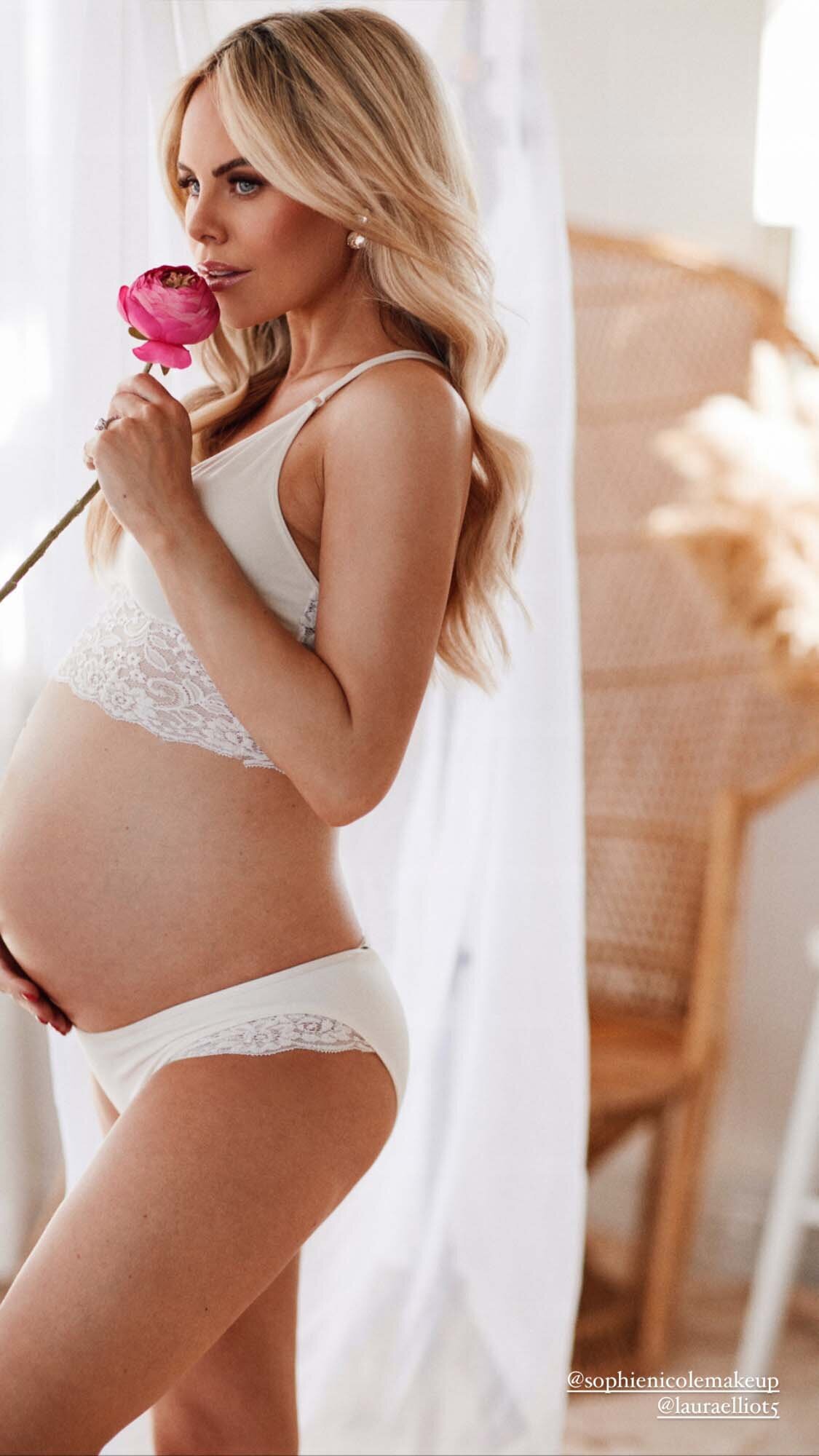 Anna Fowler Maternity29