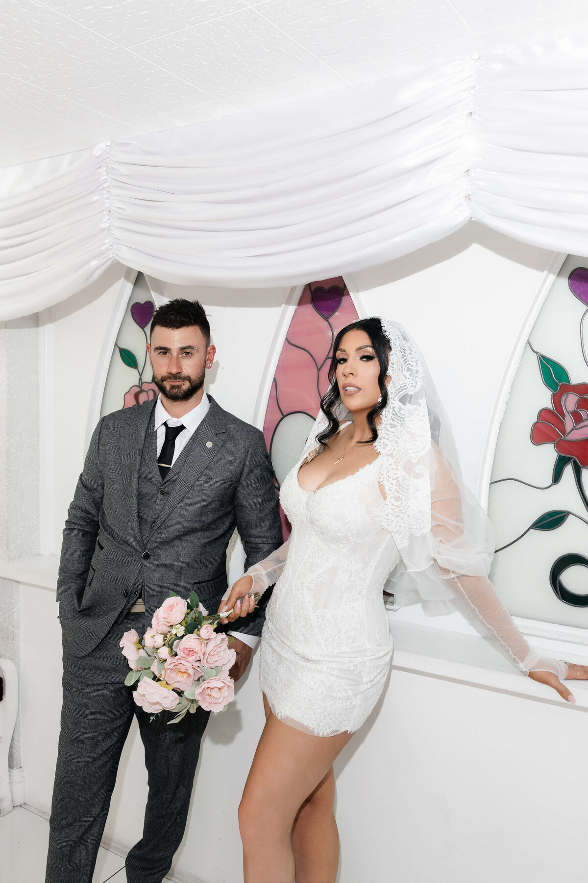49riskyexposure_aimee-adrian_las-vegas-elopement-photography