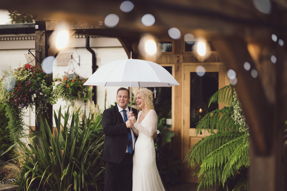 Weddings on the Terrace at the White Lion at Hankelow 9
