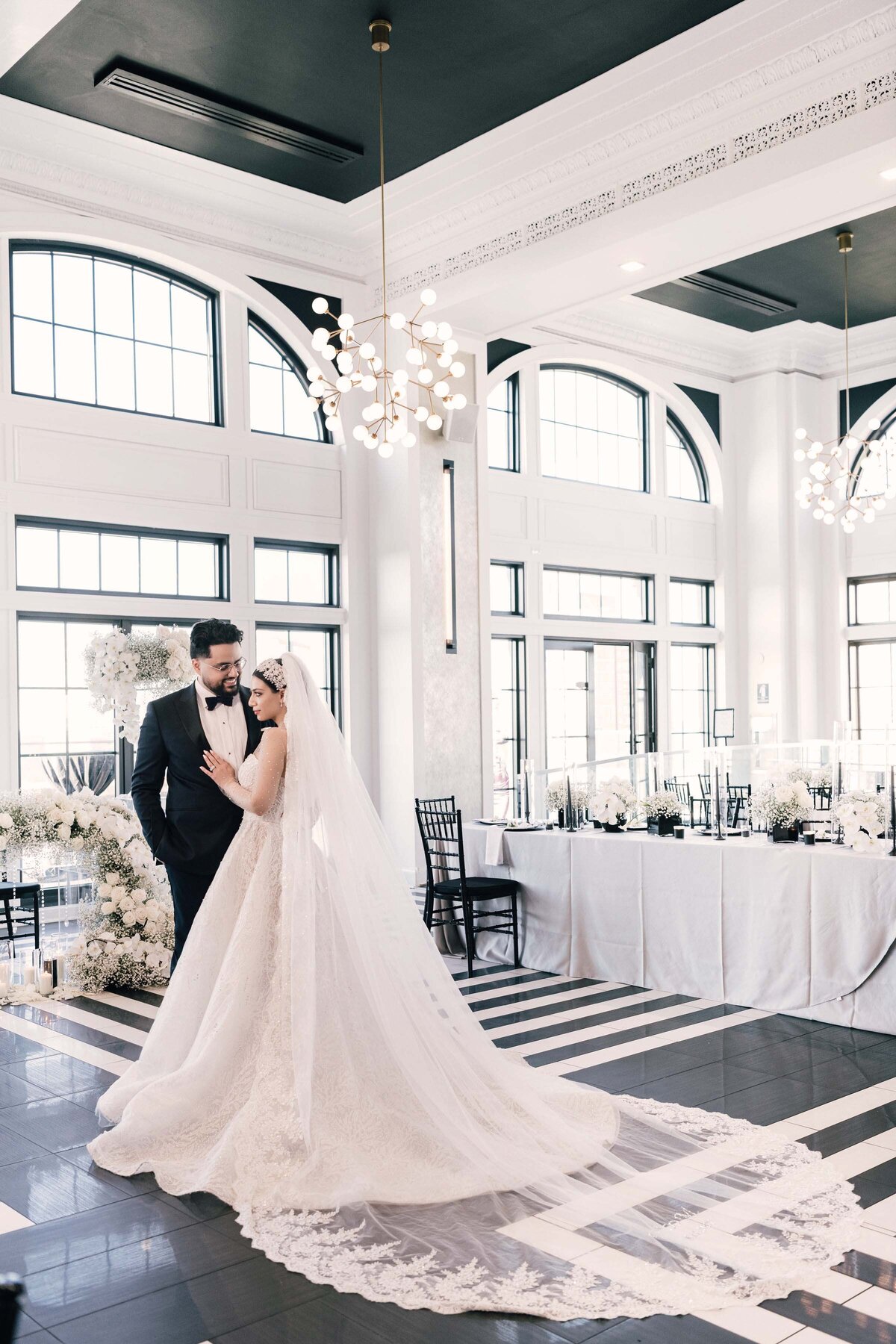 Penthouse-Hyde-Park-Chicago-Wedding-Photos-Brio-Photo-Studios