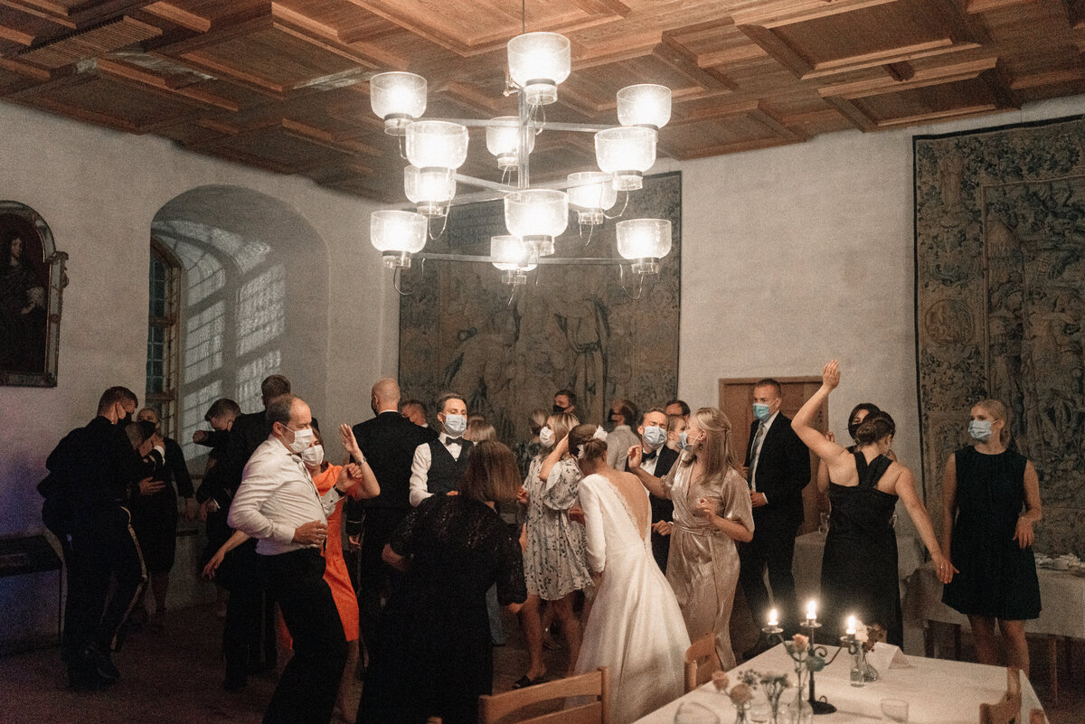 pyry-kantonen-013-turku-castle-wedding