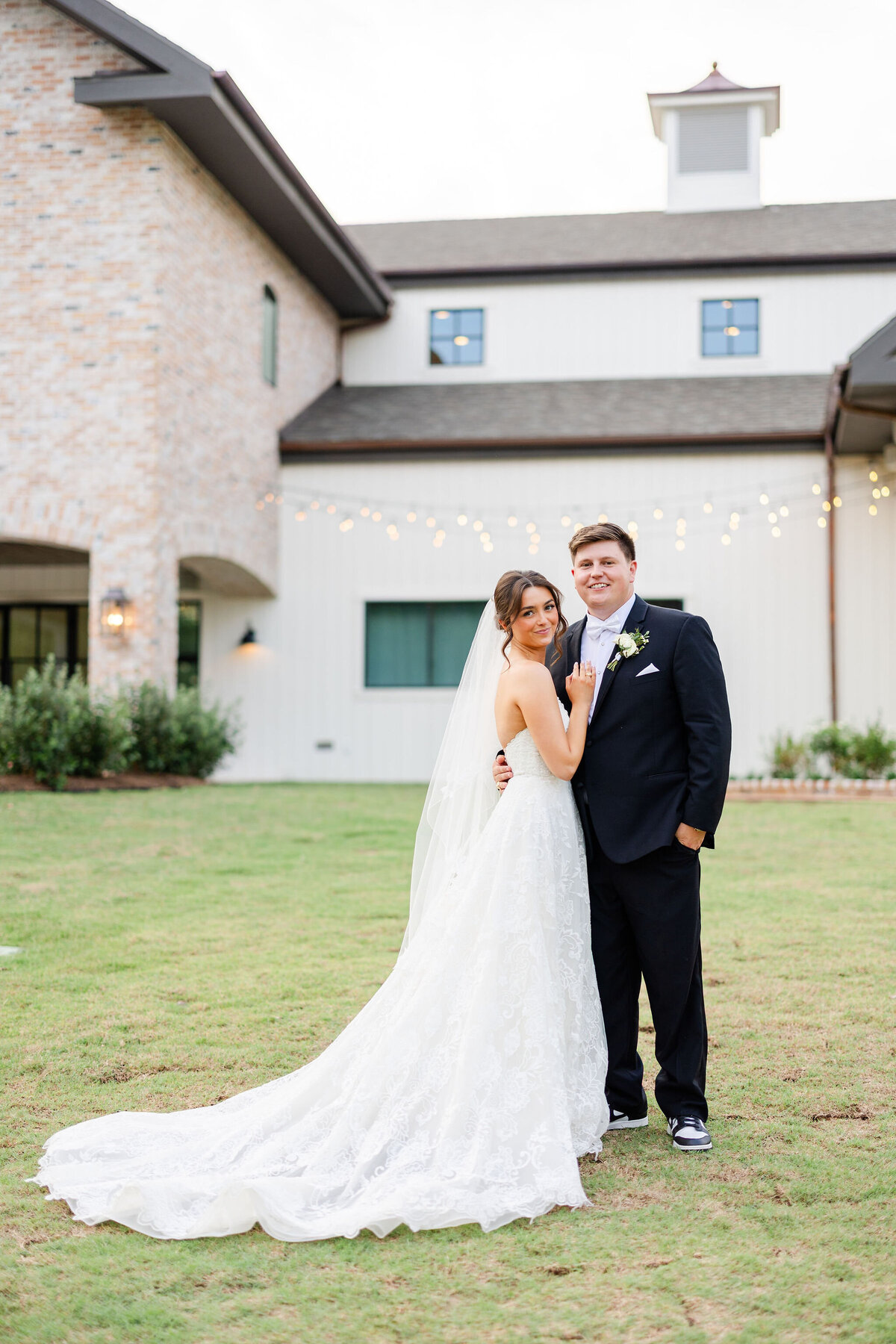 2025_0531_Megan&WillGibbens_SneakPeek_0172