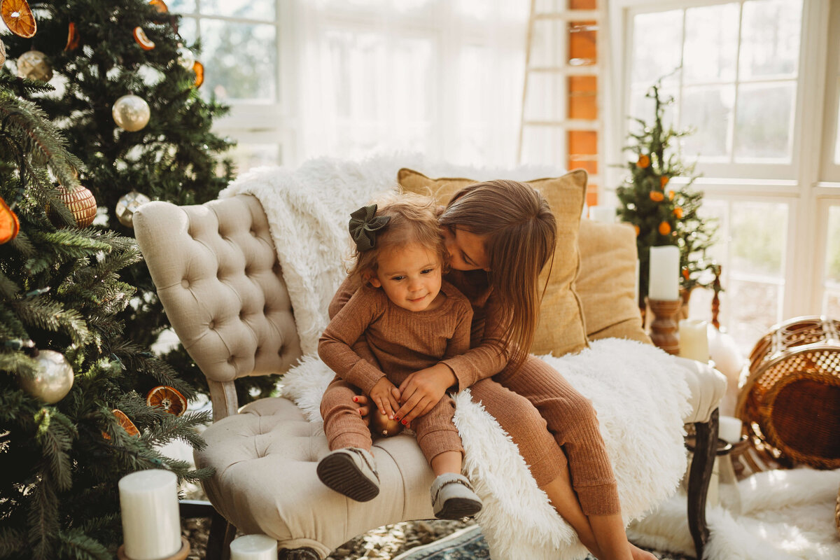 SUWANEEGEORGIACHRISTMASSESSIONS