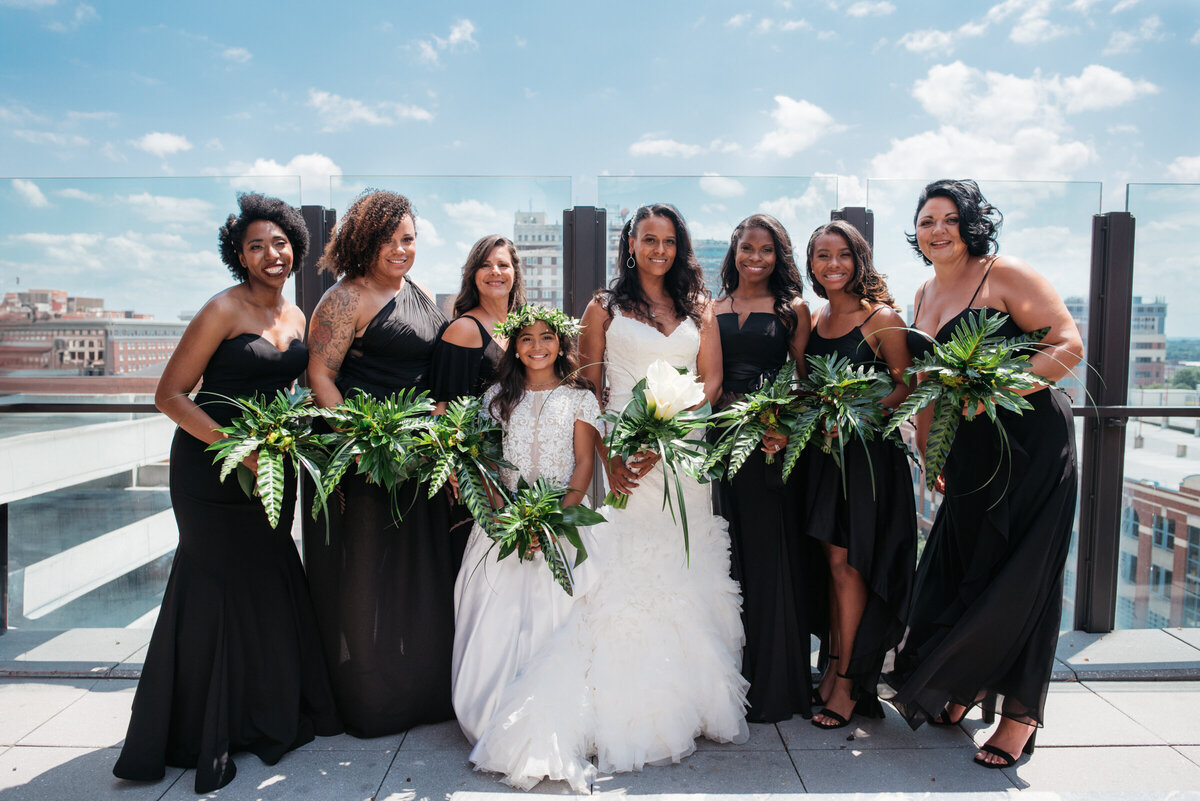Leslie-Rodriguez-Photography-downtown-Louisville-Industrial-Wedding-4