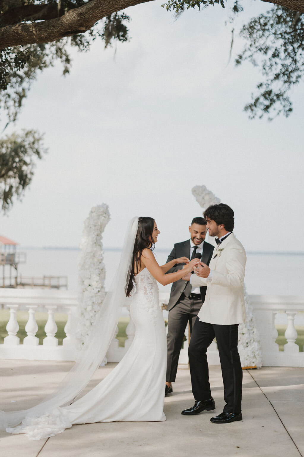 BellaCosaLakeWalesWedding24