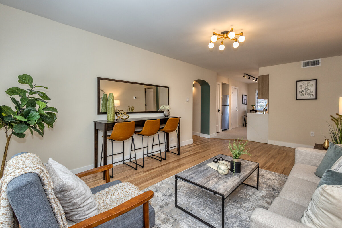 958-968 N Washington St-Mary Lou Apartments in Downtown Denver-Unit 958-202 staged-008