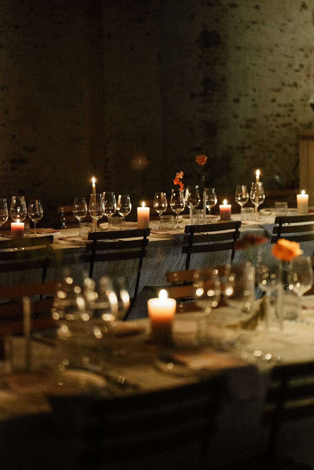 Herentals, salon weddings, moody, authentiek, alternatief trouwen,bruid, 2026, elopent, intiem, spontaan, tijdloos, trouwfotograaf, antwerpen - diner & dessert-34