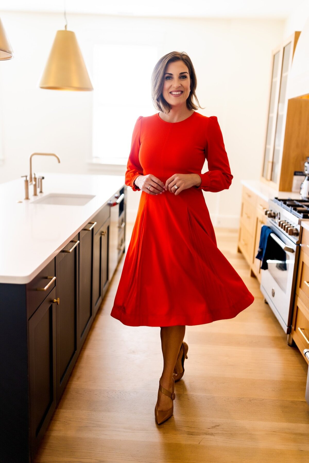 Best Charleston headshot portrait photographer, get branding photos taken in Charleston, professional business portraits