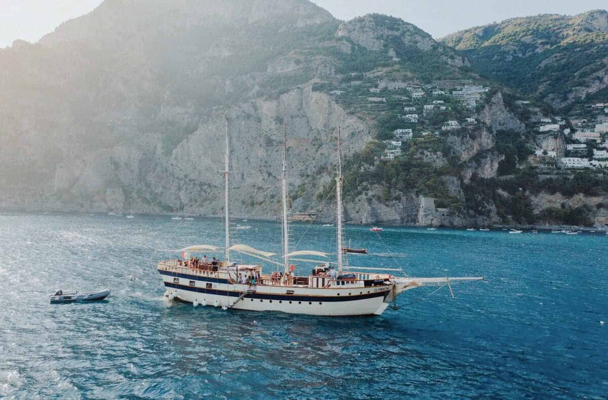 Positano-Wedding-Capri-boat-tour-by-Julia-Kaptelova_Photography-075