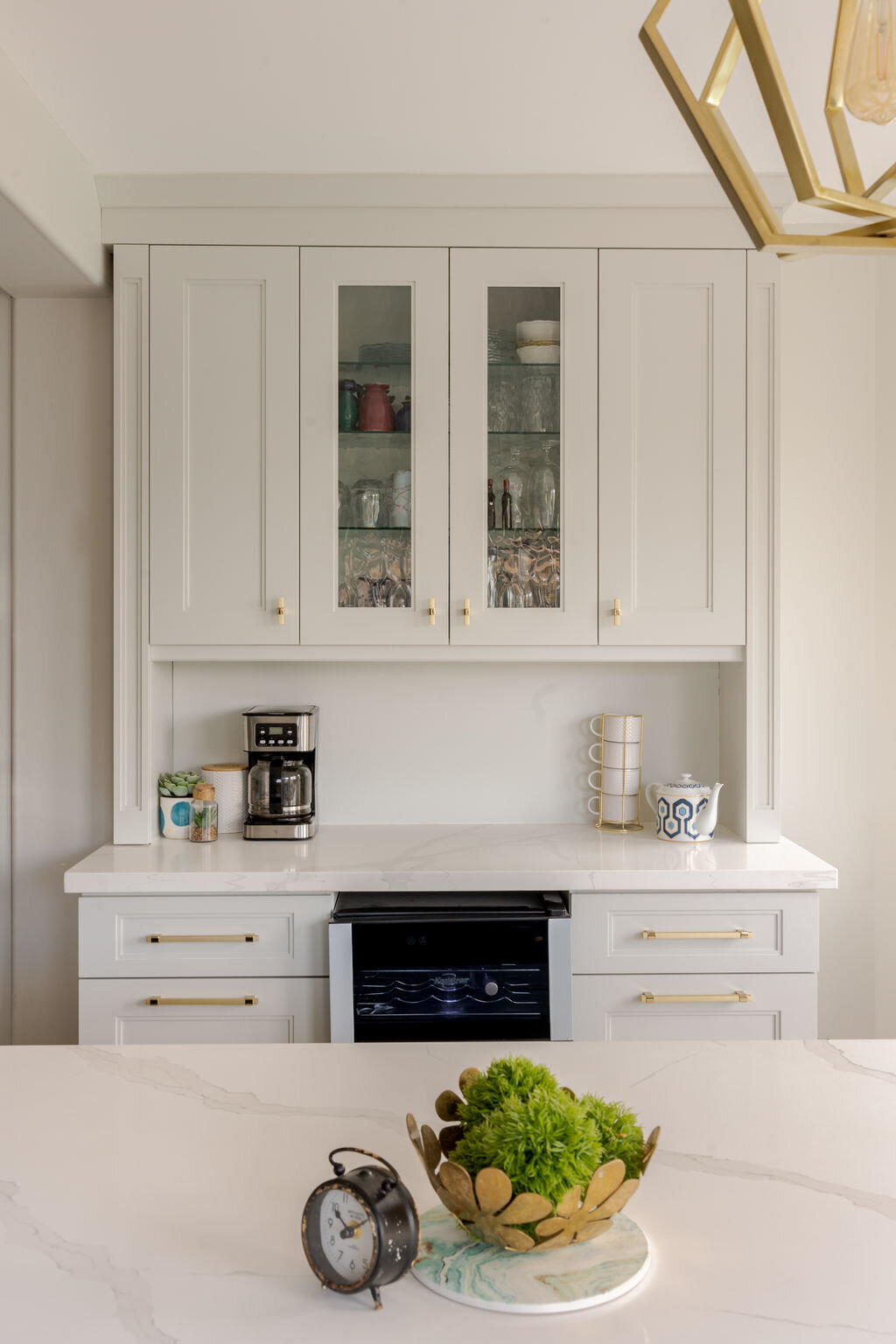 CabinetWorks-Shaver-14