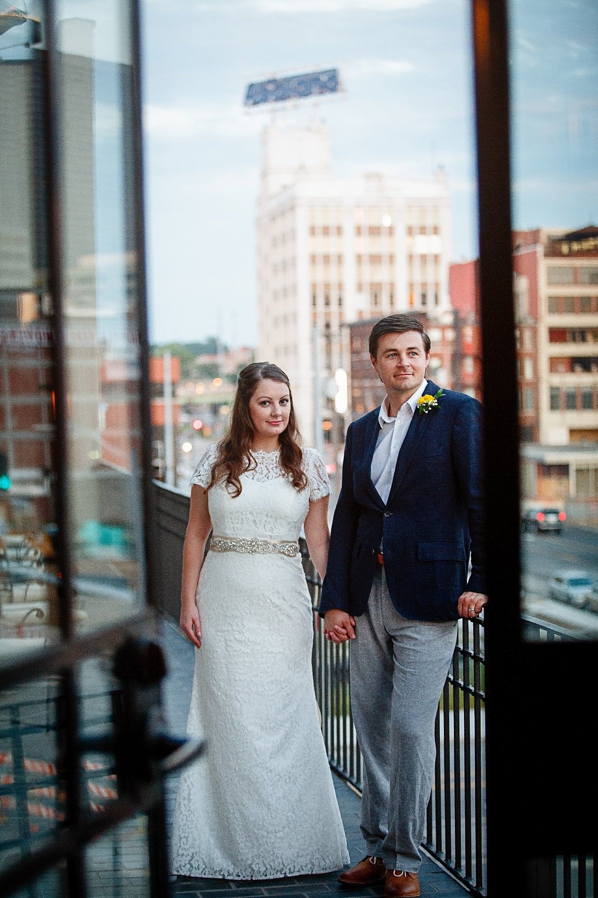 00100kansas_city_rooftop_wedding