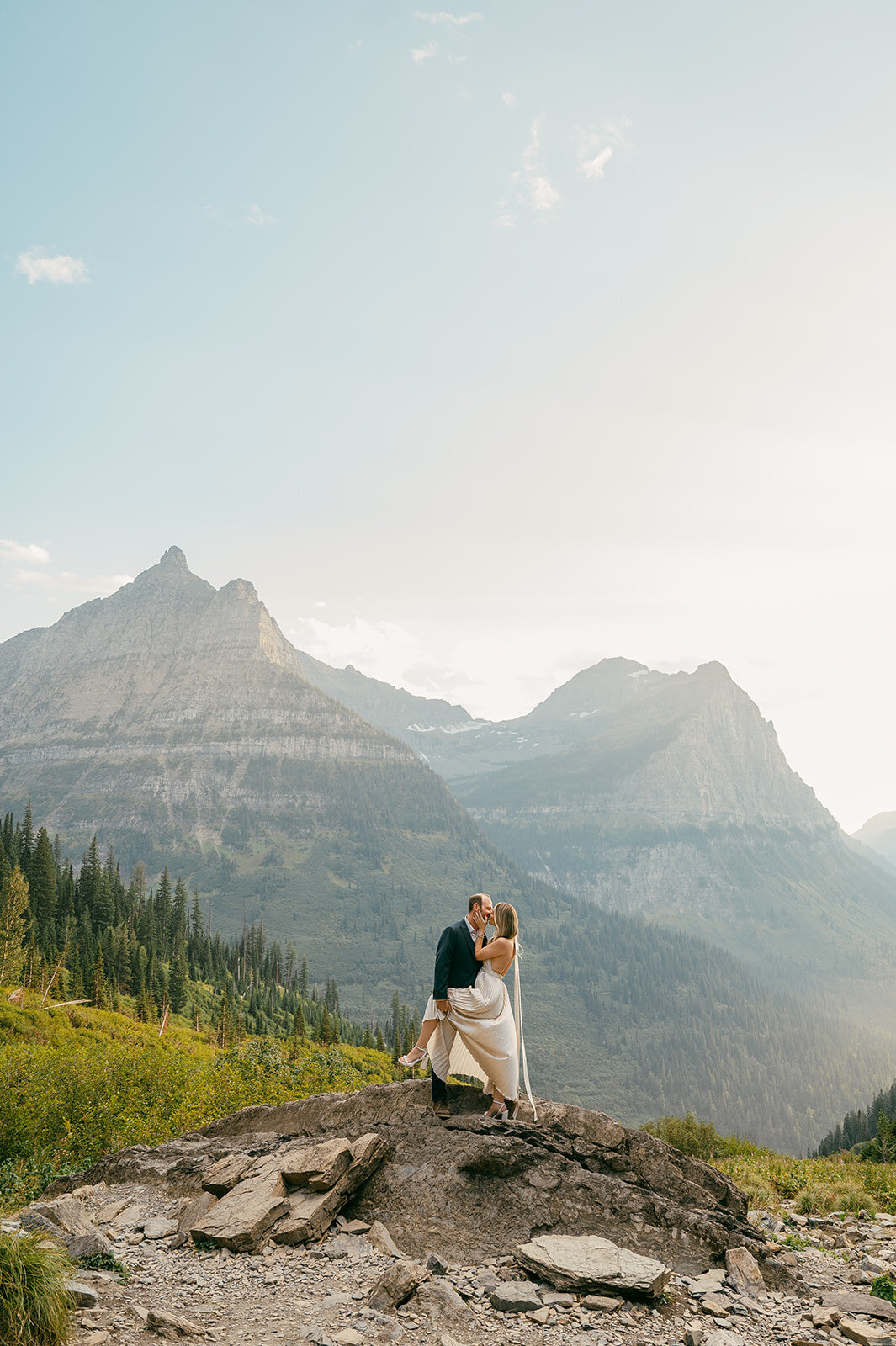 vintage-hollywood-glacier-national-park-elopement-presley-gray-photo1205