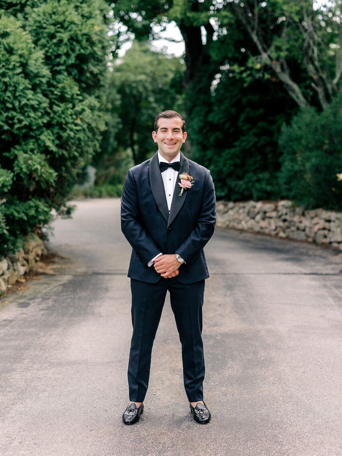 Lauren-Baker-Photography-New-Hampshire-Colorful-Garden-Wedding-22