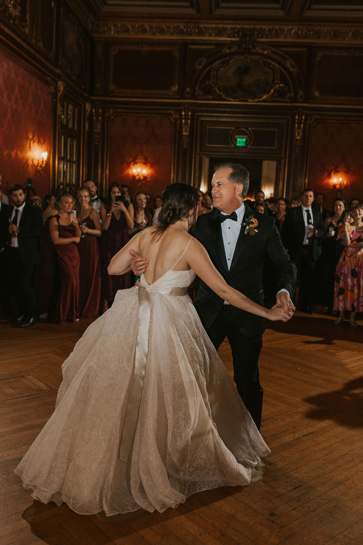 WELLING-FLORES.Wedding.EngineersClub-rcptn-220