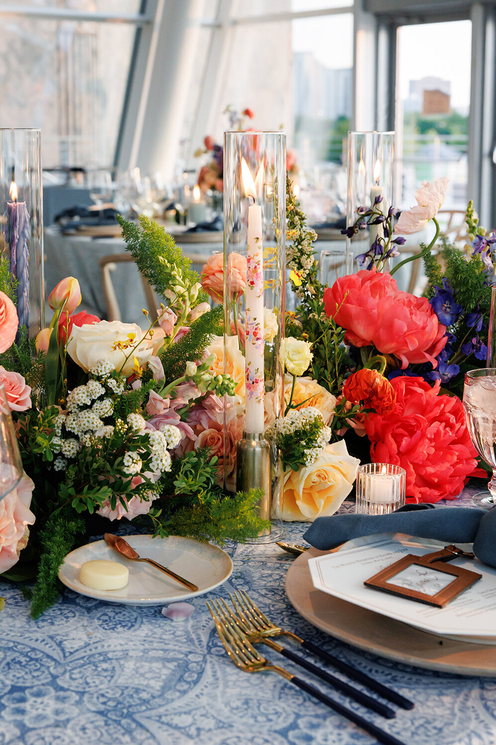 Adler Planetarium Luxury Wedding Flowers_11