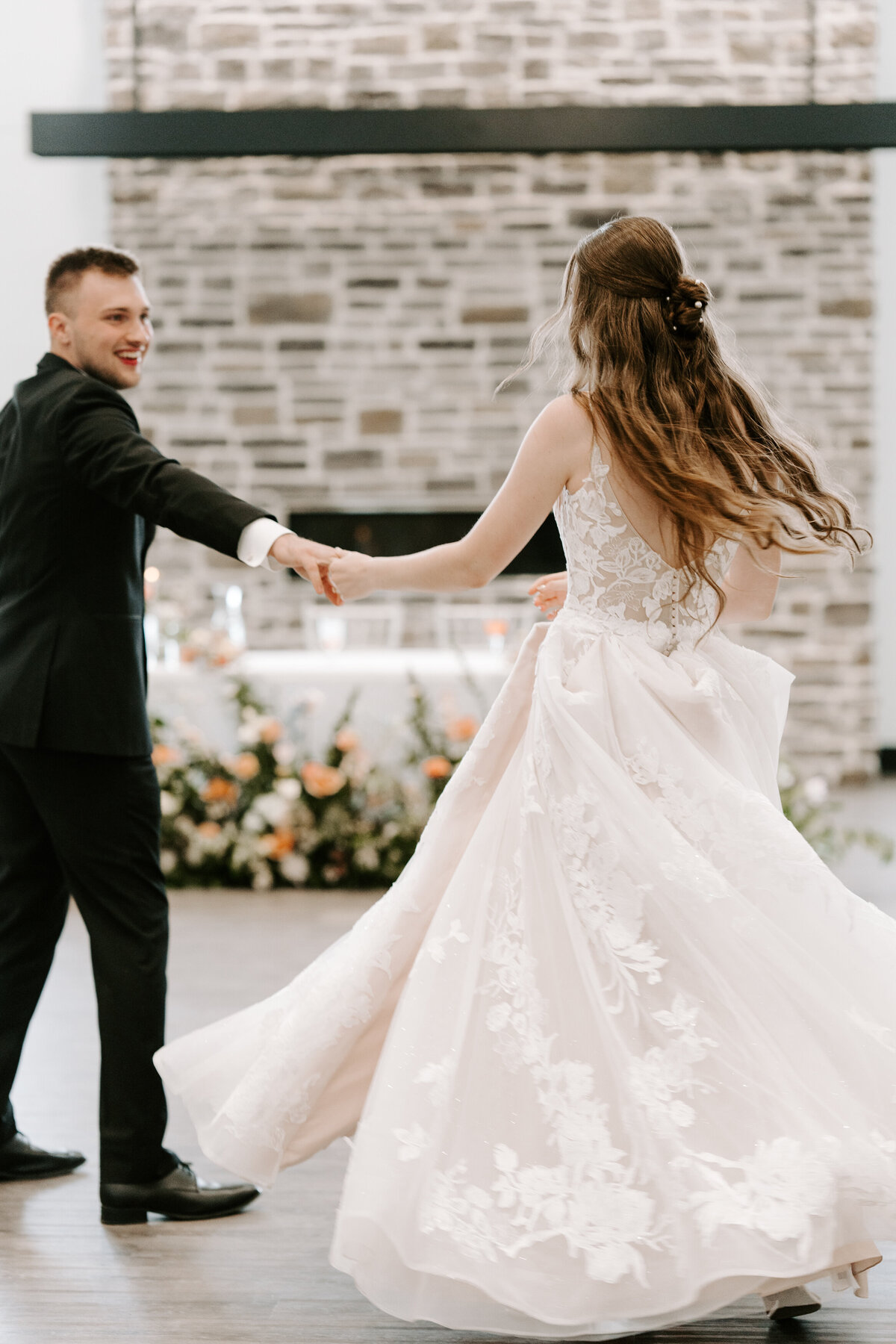 kraber-the-gathering-grounds-iowa-wedding-142