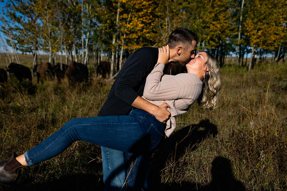 Sep2022Jenna and Nic EngagementMomma Penguin Photography-511