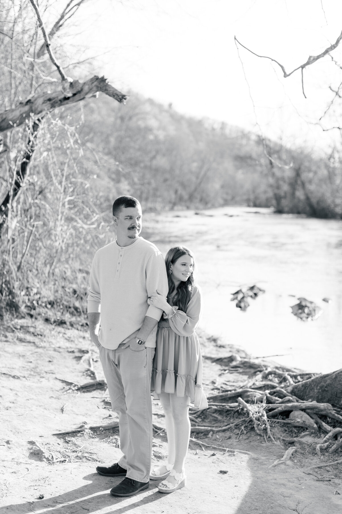 Colorful-Springtime-Greenhill-Park-Roanoke-Engagement-Session-Photography-S-25