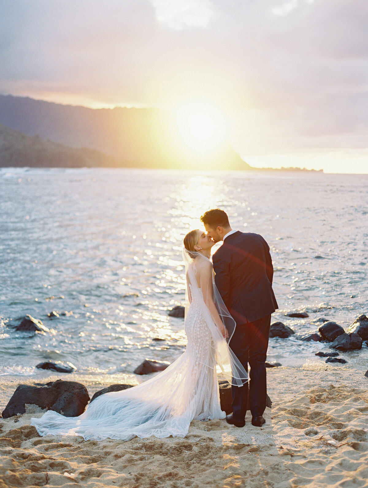 Kauai Wedding photographer Mami Wyckoff Photography engagement family maternity portrait 174