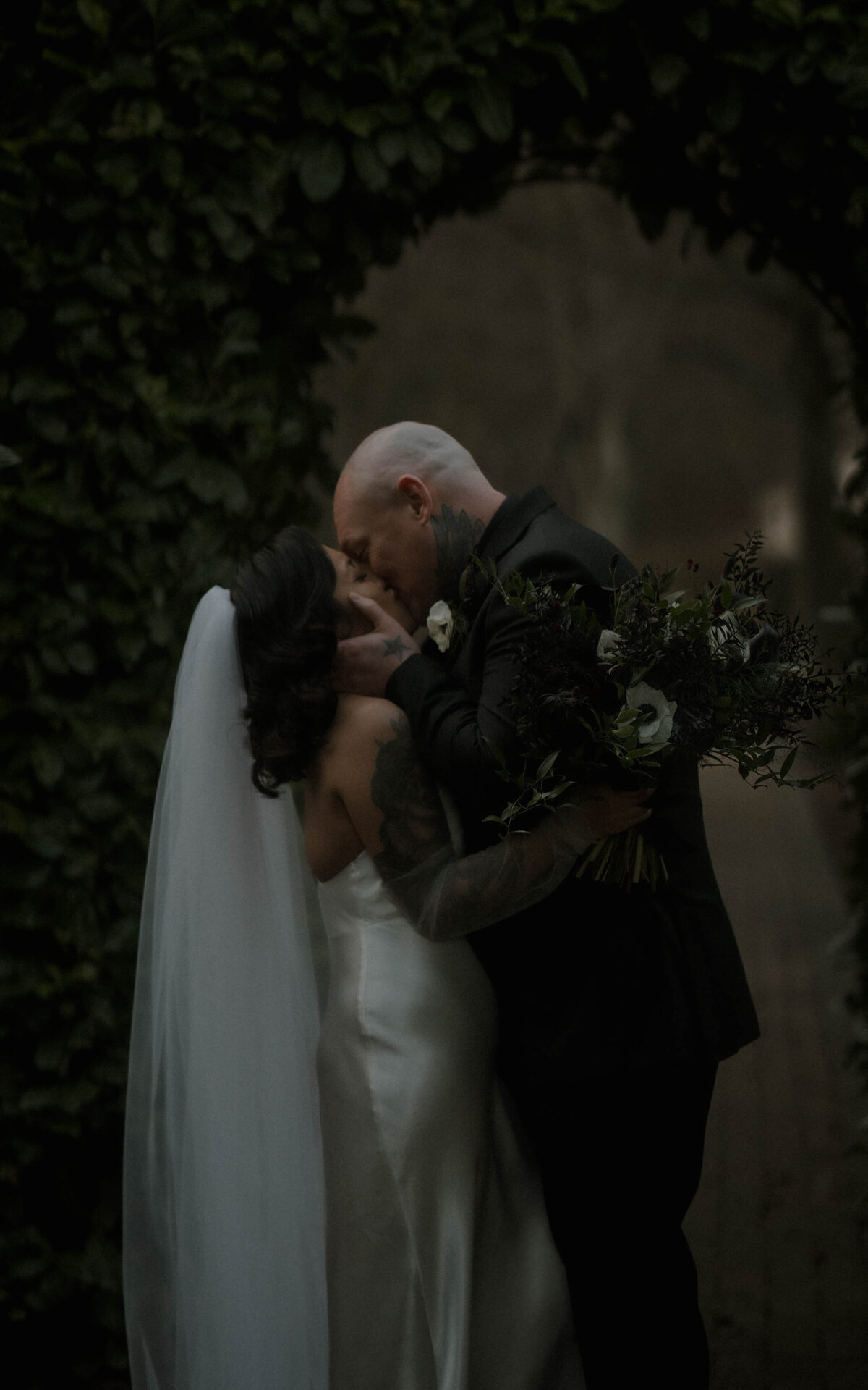 Candid wedding moments that reflect real emotions and beautiful love between the couple.