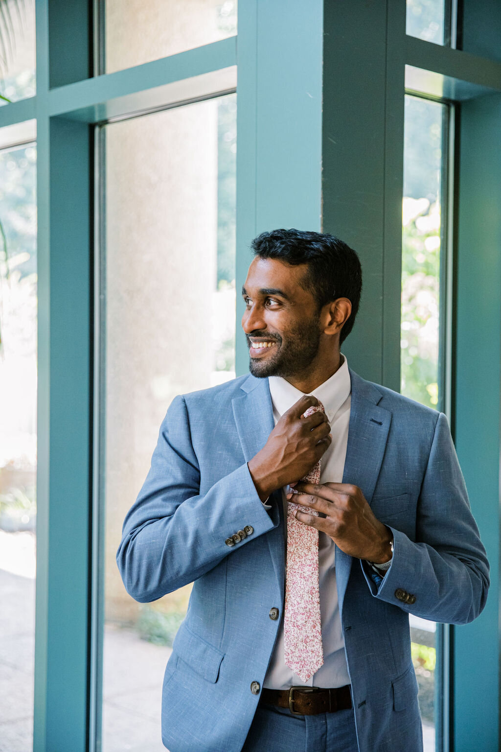 Meadowlark Botanical Garden Wedding Photos | Adela Antal Photography