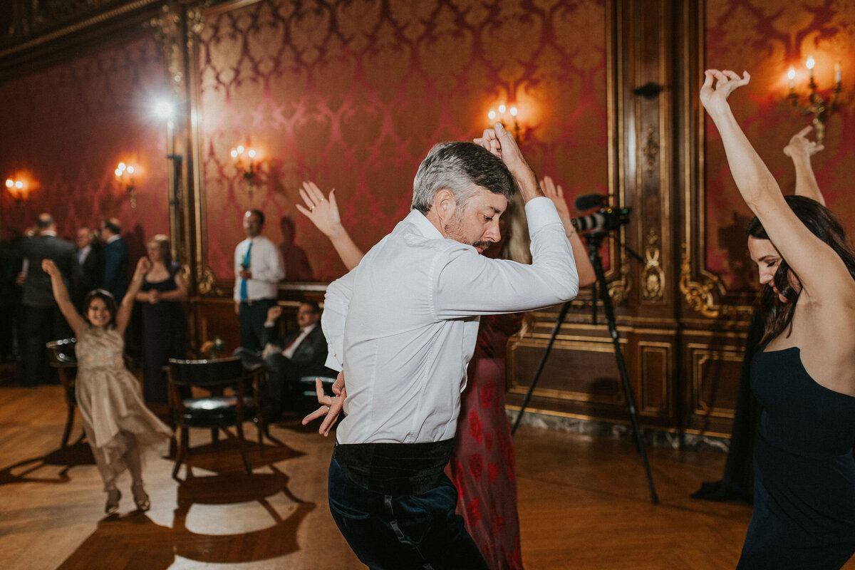 WELLING-FLORES.Wedding.EngineersClub-rcptn-151