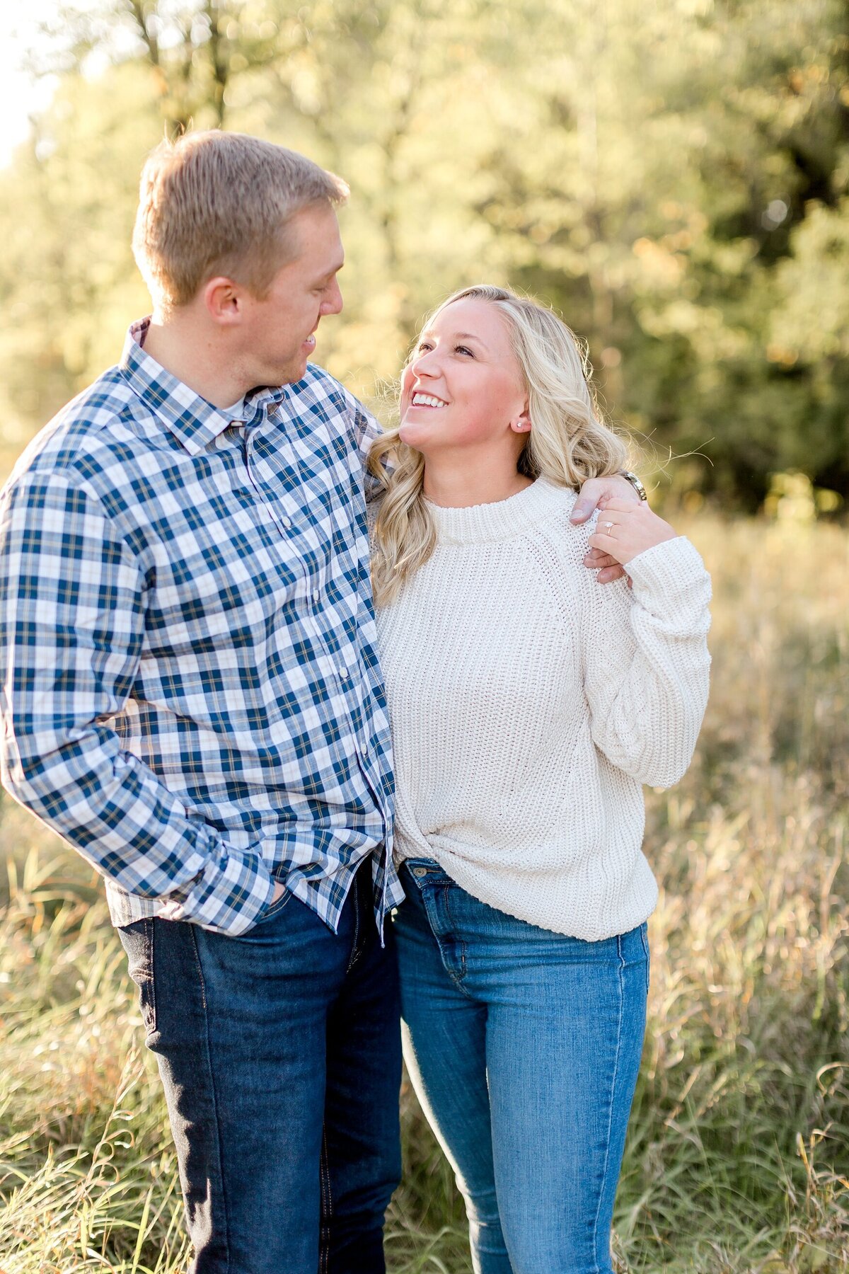 twin-cities-mn-engagement-photographer-alexandra-robyn_0003