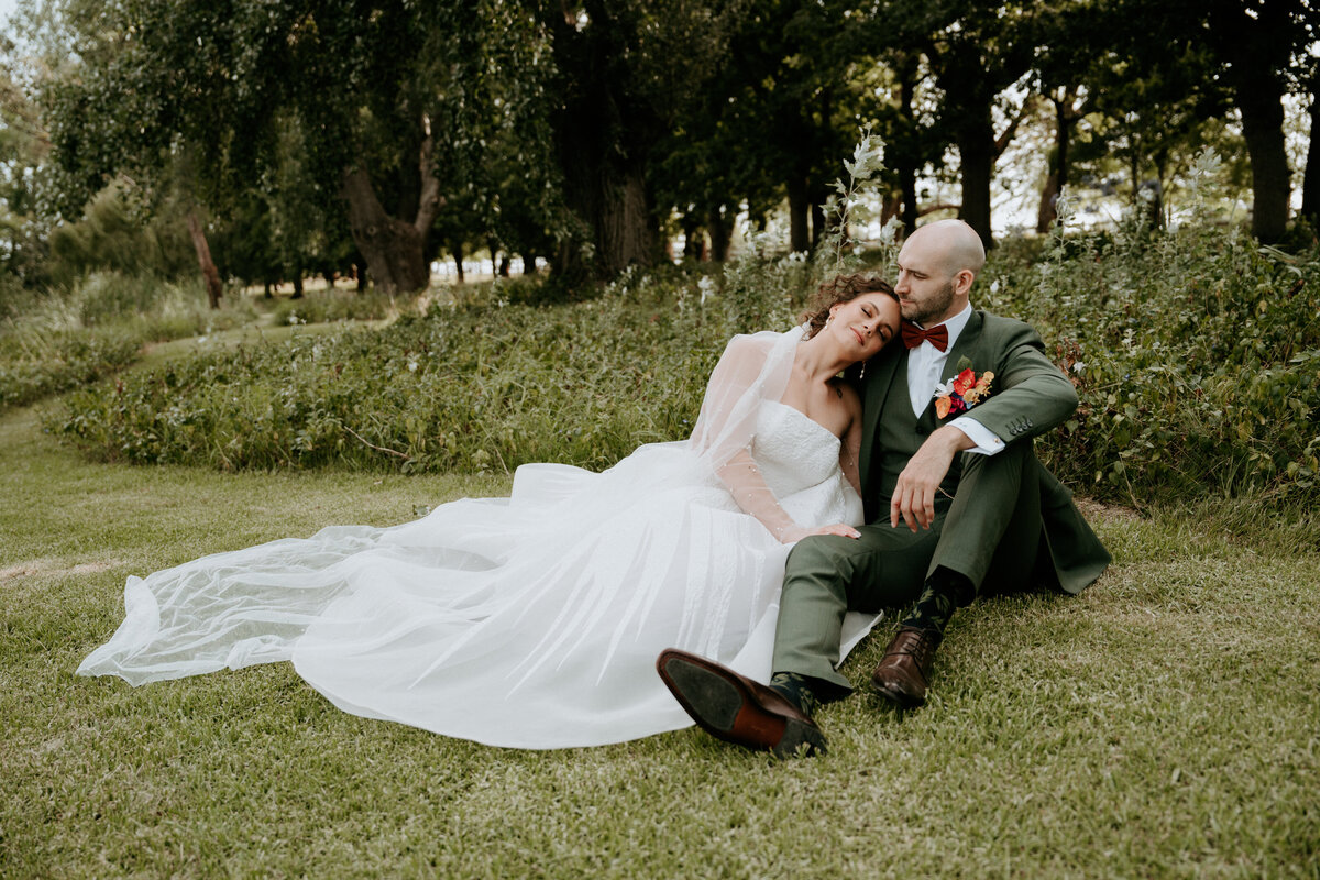 2024-12-14-Nikeisha + Jonathan Tennent Mewburn Park Homestead Wedding Daisy + Pine GIFs-683