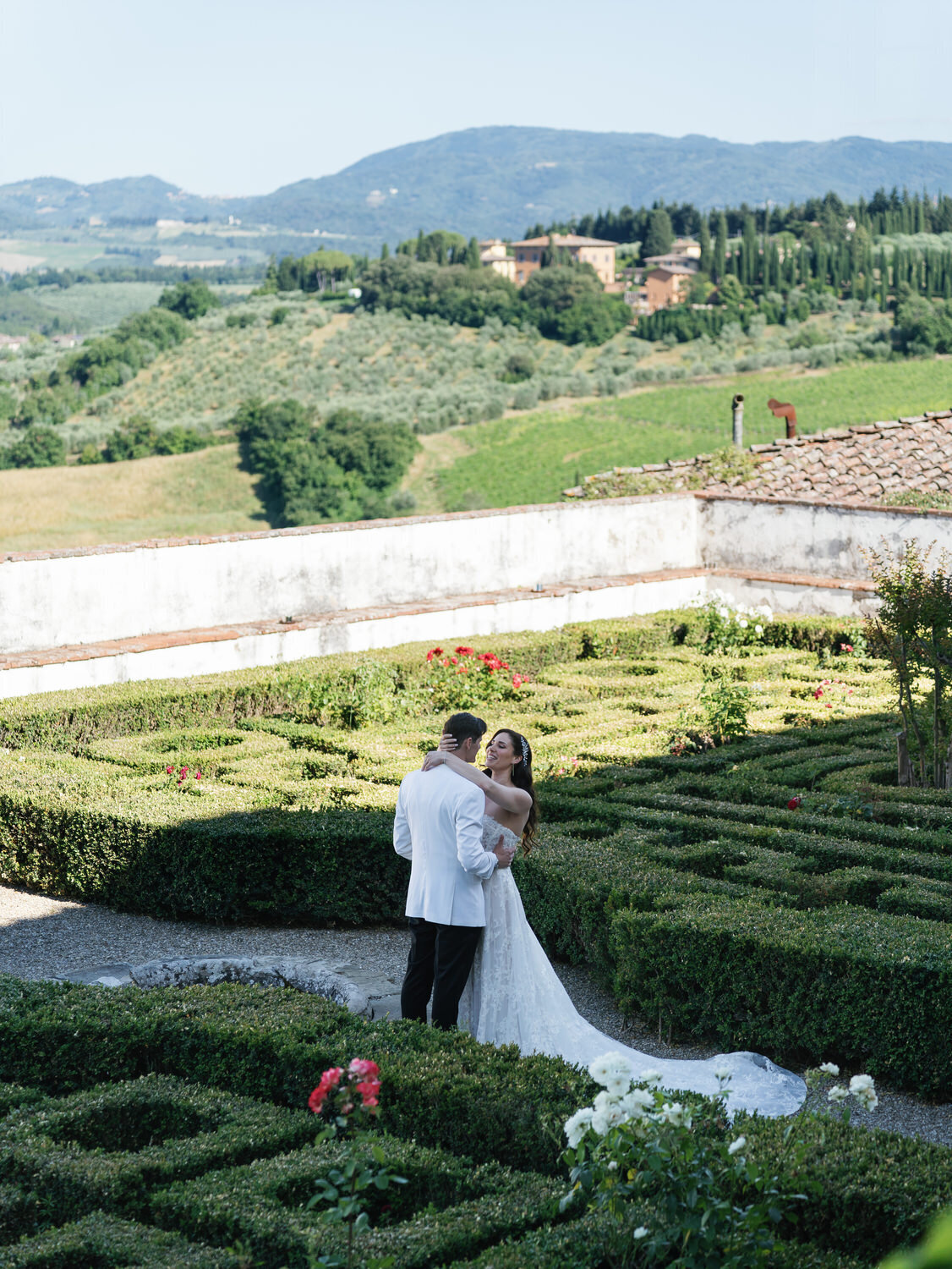 045-Villa-Corsini-Wedding-Couple