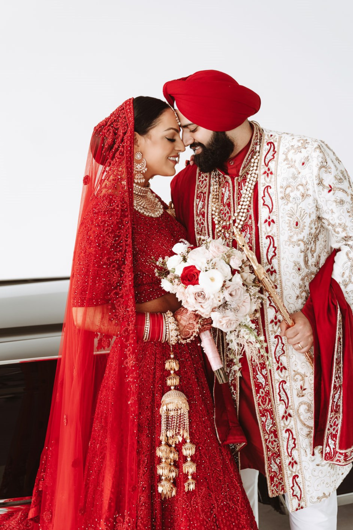 red-gold-sikh-ceremony-bride-groom-3