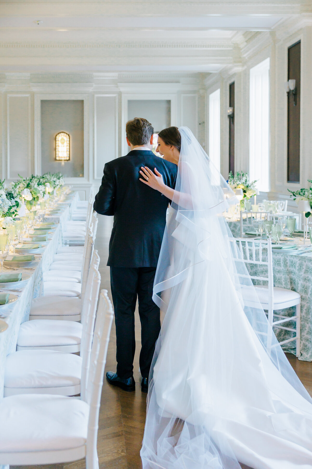 Lexi Benjamin Photography_Reynolds Chicago History Museum Wedding_07.06.24-313