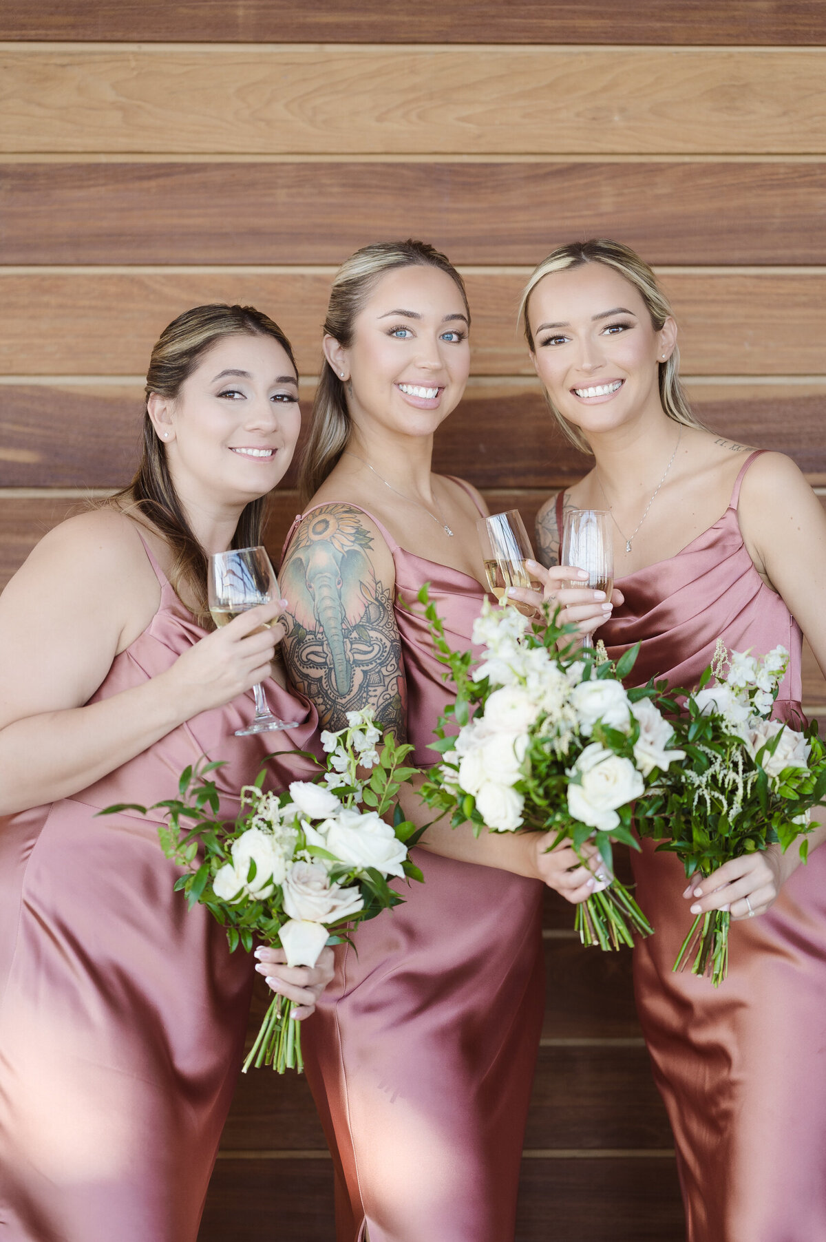 the-best-jersey-city-wedding-photographer-photos-at-hudson-house-by-suess-moments